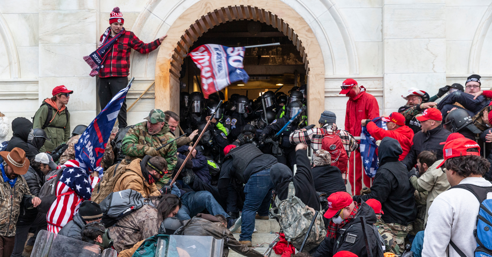 Chaos in the Capitol: Christians, Please Love Like Jesus